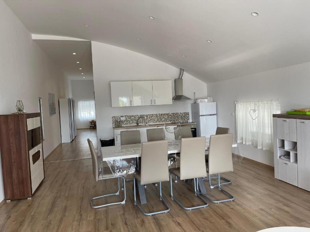 Apartmaji Meduza Izola Exteriér fotografie